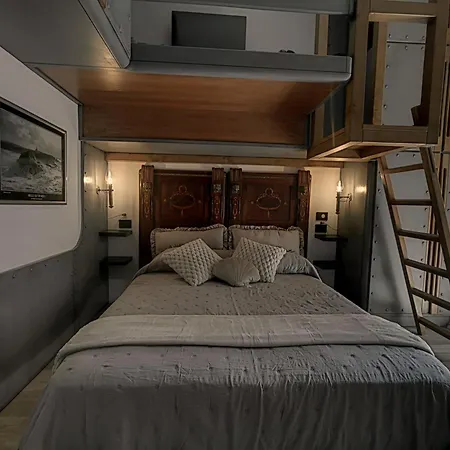 The Kraken Bed and breakfast *
