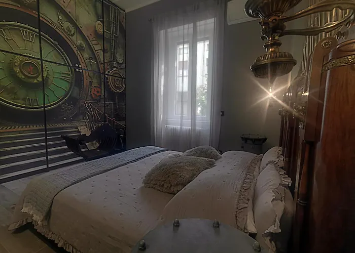 The Kraken - Boutique Design In - Steampunk Atmosphere Bergamo