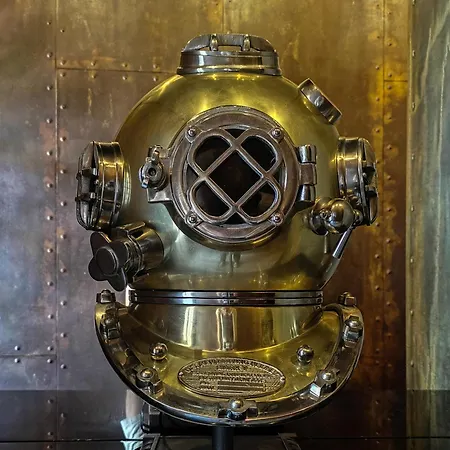 The Kraken - Boutique Design In - Steampunk Atmosphere 3*